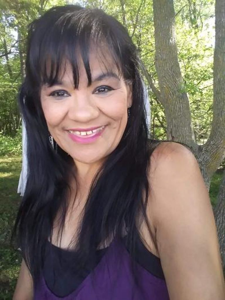 Lesley Yvonne Renville