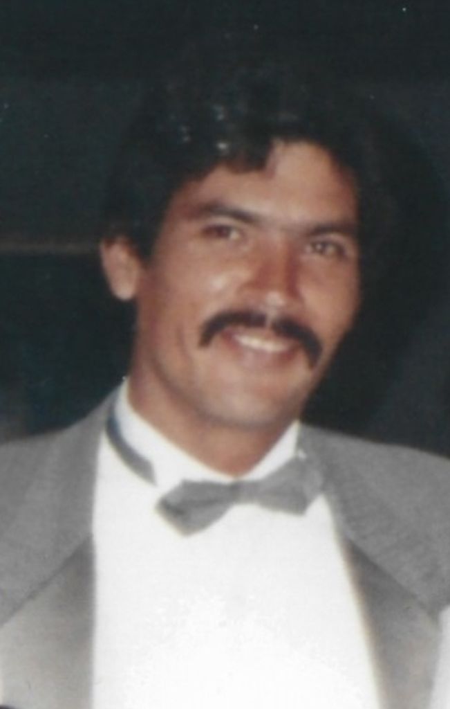 Raul E Pacheco Profile Photo