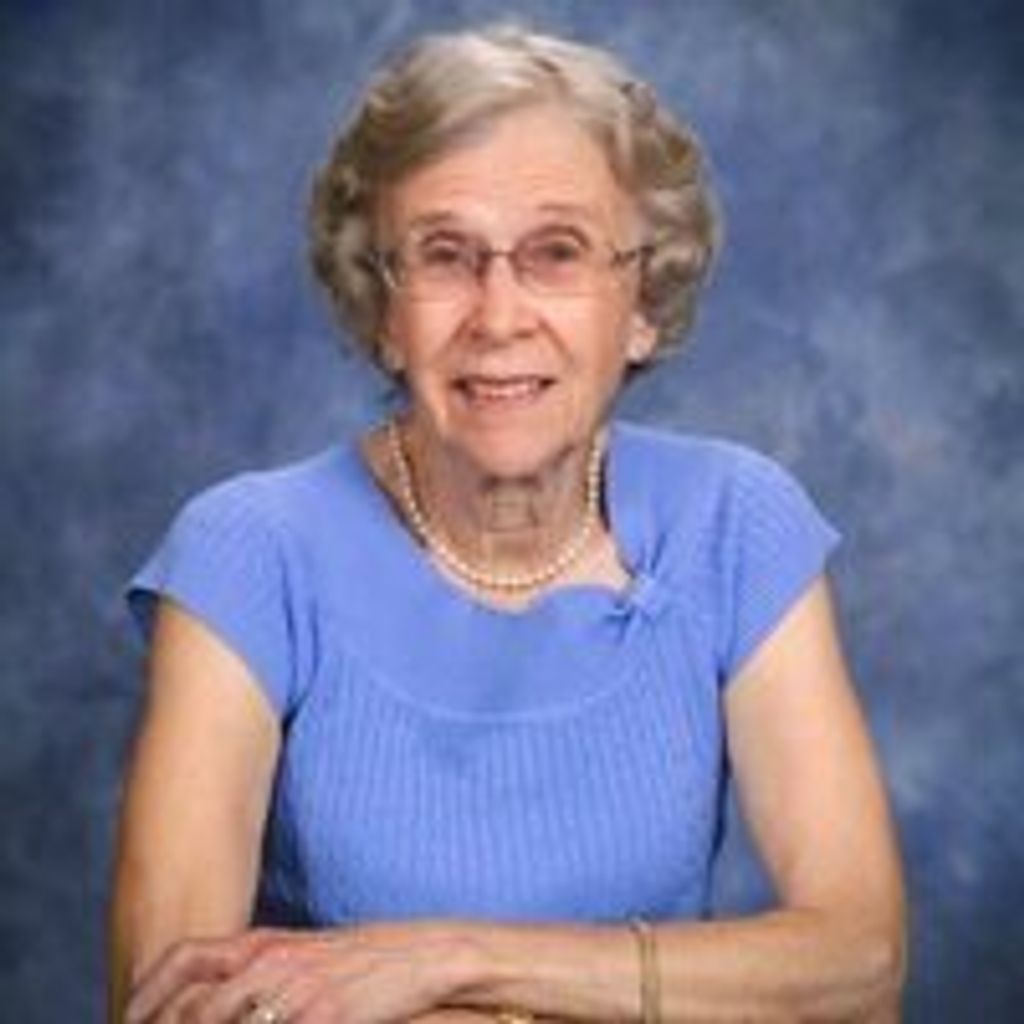 Evelyn Hansen Profile Photo