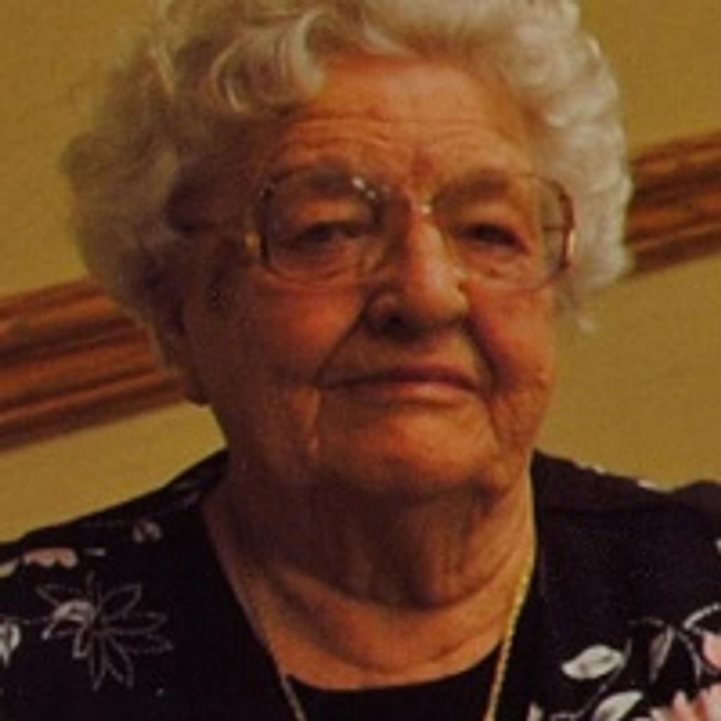 Lorraine Elizabeth Smith