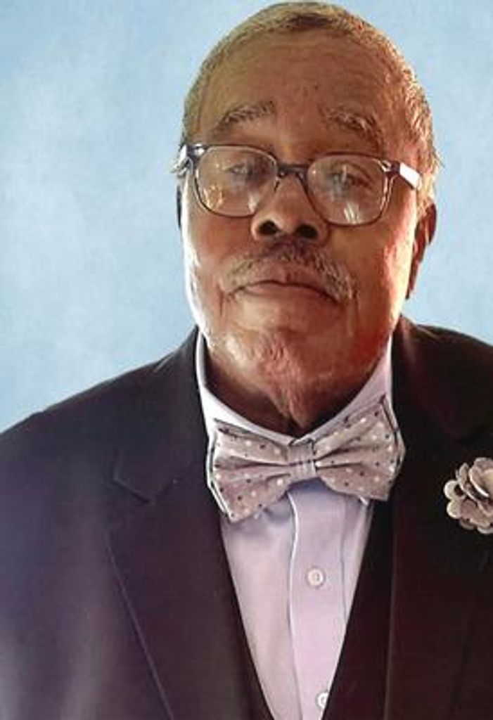 Carl Russel Dunn Profile Photo