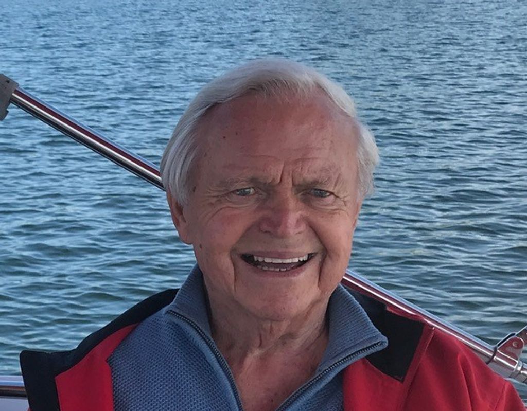 Robert 'Bob' Charles Engelstad