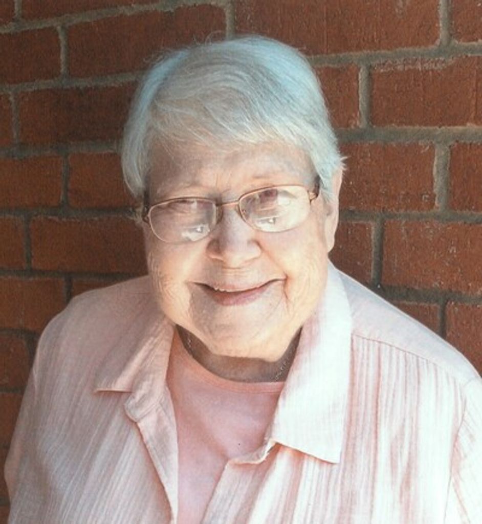 Rita Caradine Rich Profile Photo