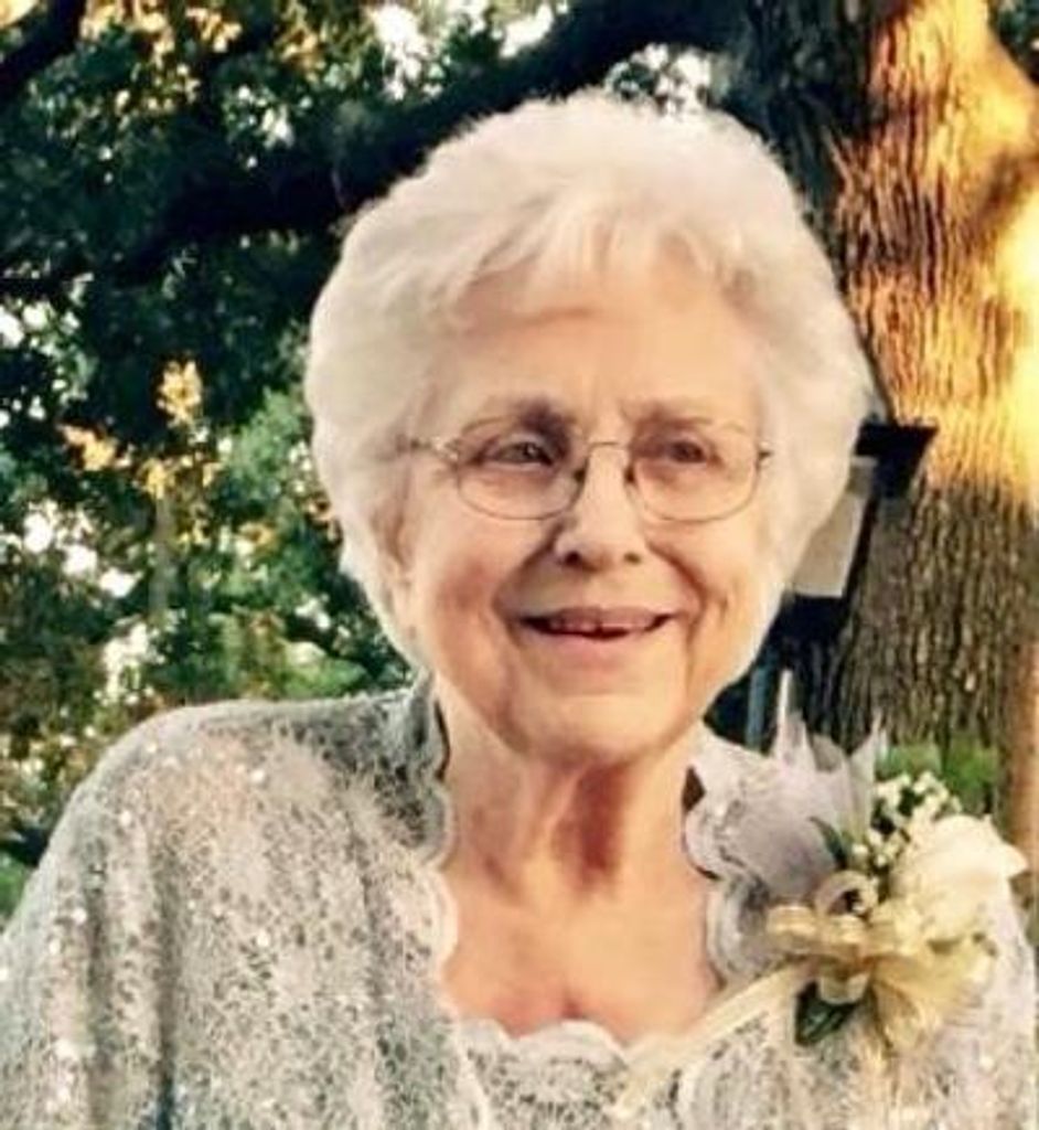 Hannelore "Lore" Anneliese Christian Profile Photo