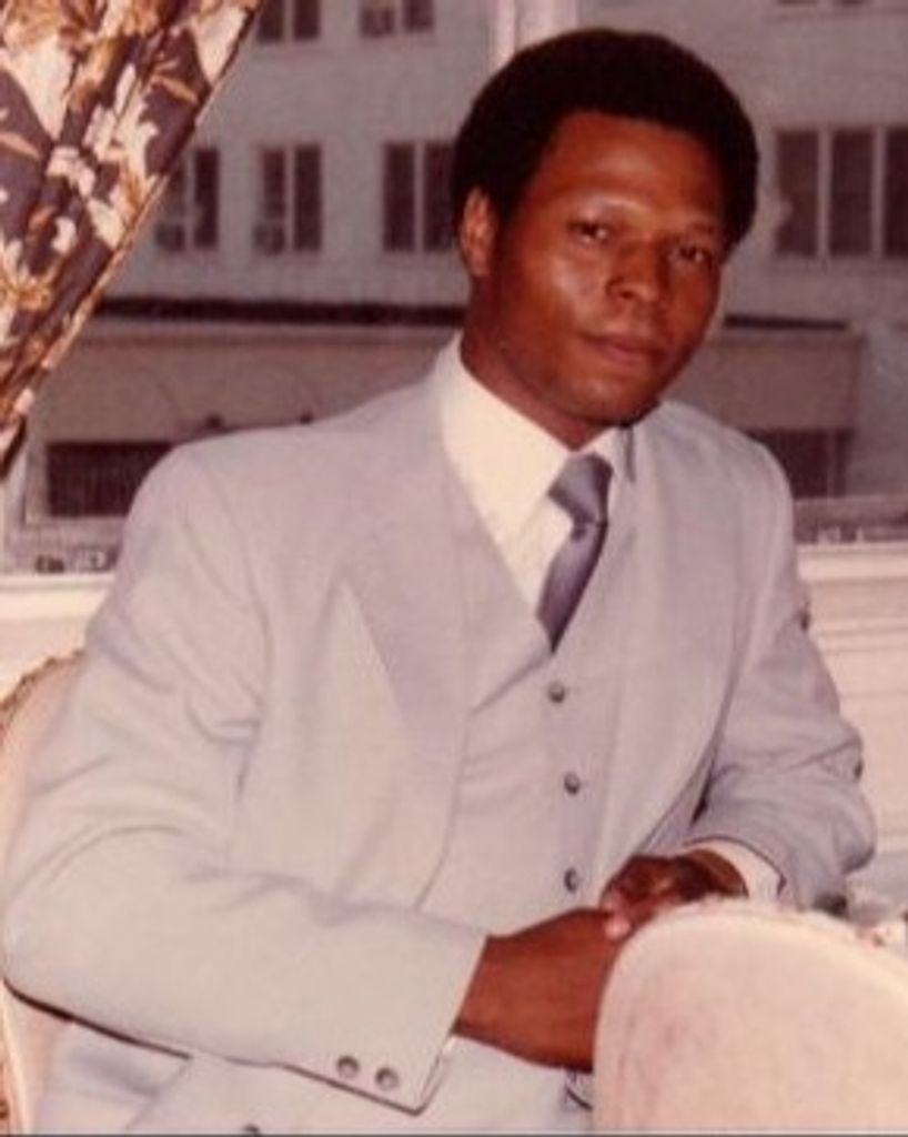 LARRY DONNELL ROBINSON