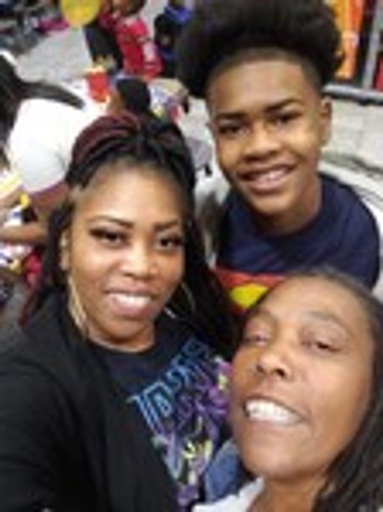 Lorie Hartshaw Profile Photo