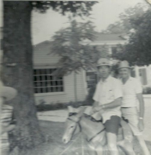 Billy J. Moore photo gallery thumbnail 74 of 77