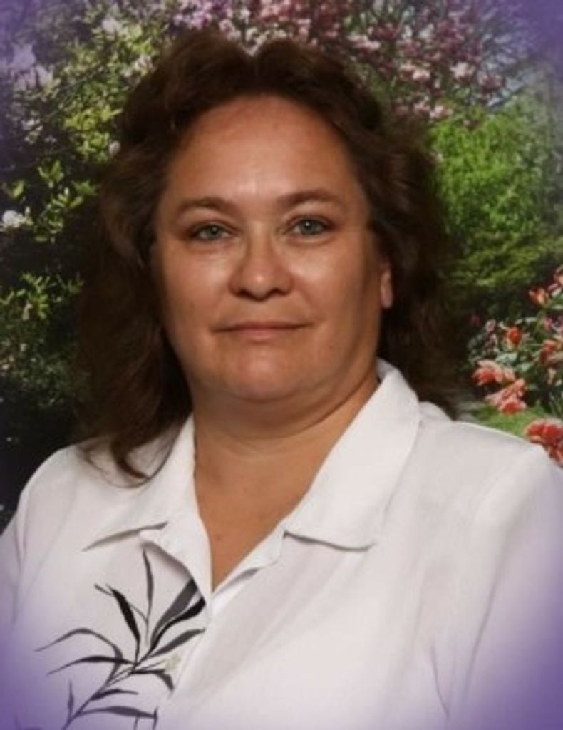 Christine R Summers Profile Photo