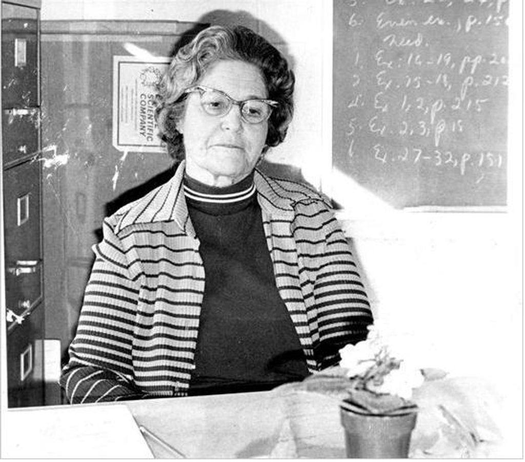 Miss Eleanor Bell Profile Photo