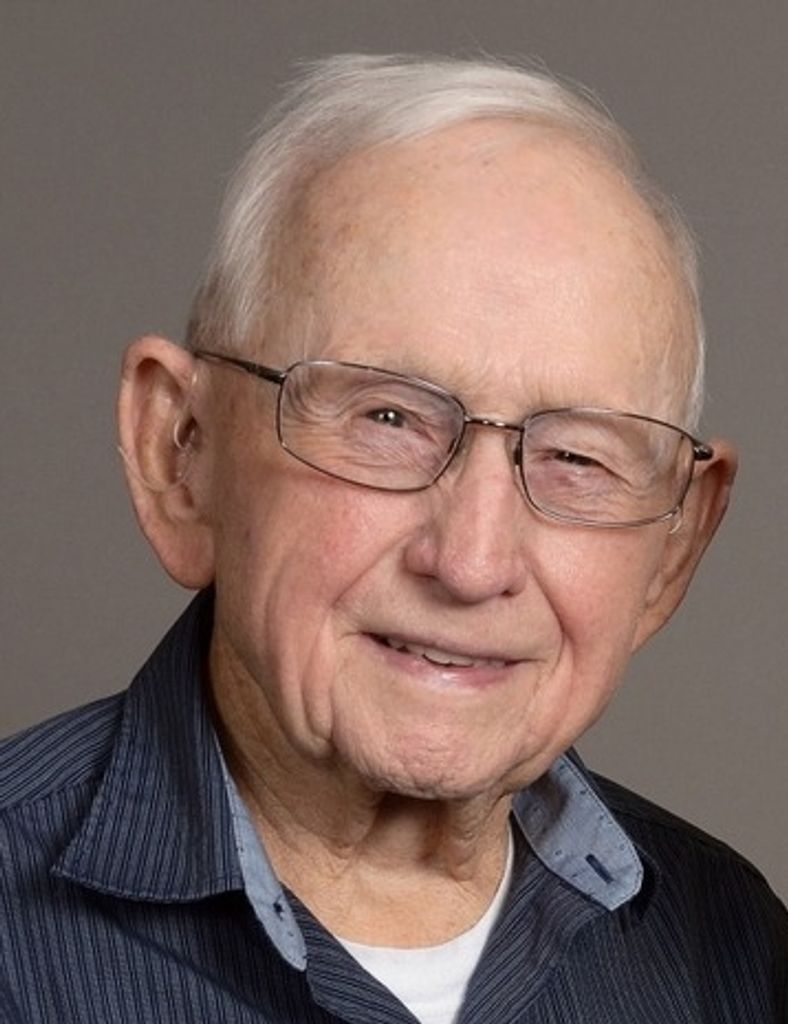 Earl Houston Moore, Jr. Profile Photo