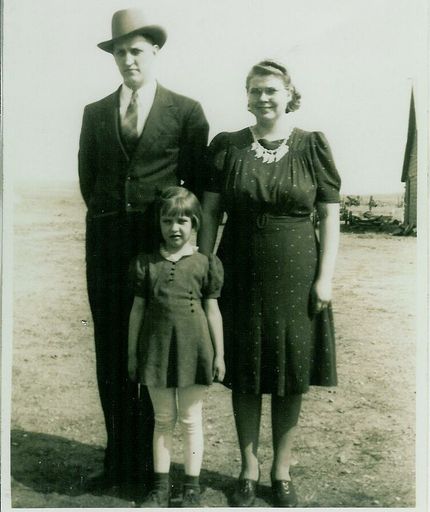 Gail Beck photo gallery thumbnail 50 of 68