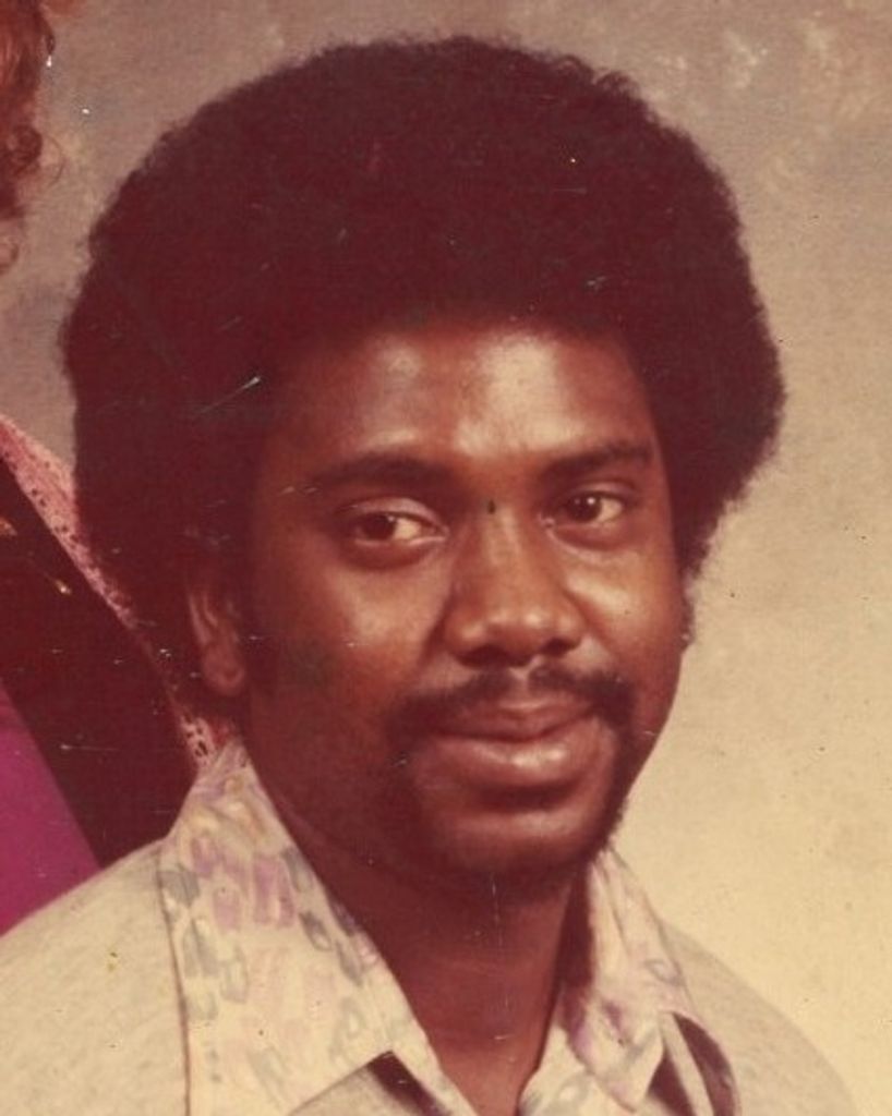 BENJAMIN FIELDS JR