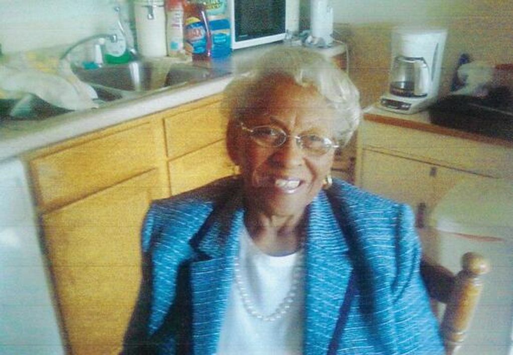 Lottie Ann Taylor Profile Photo