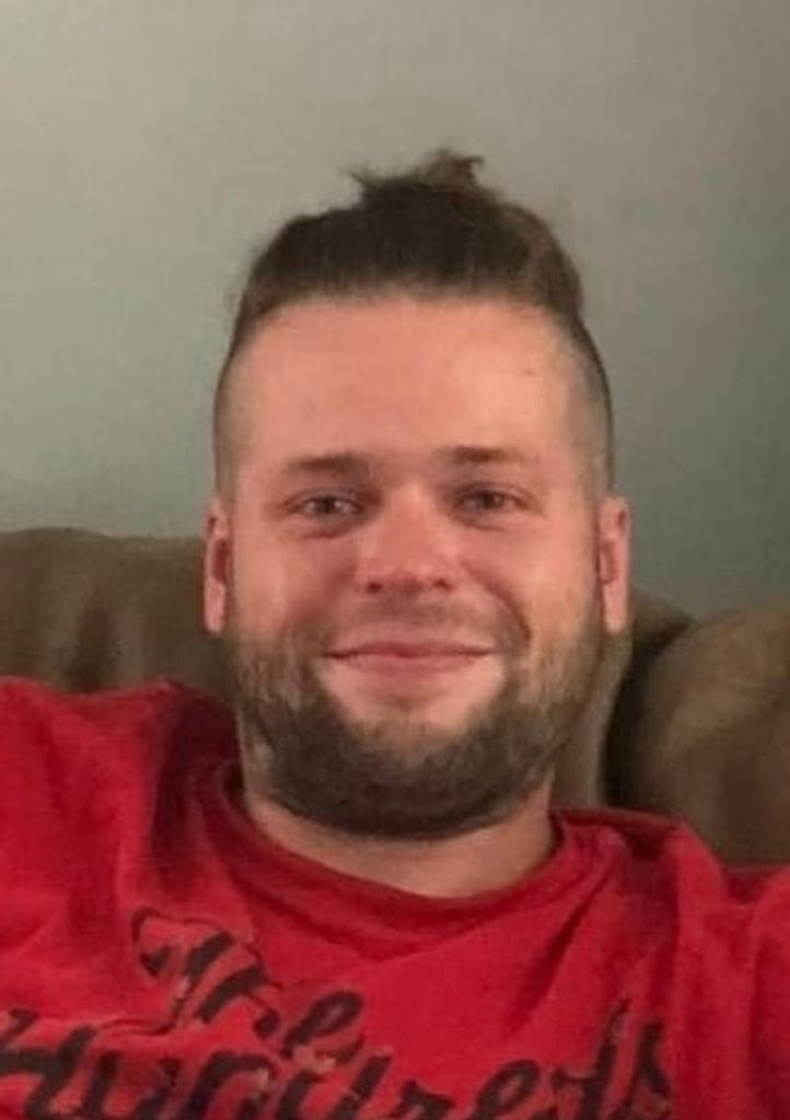 Zachary James Macdonald Profile Photo