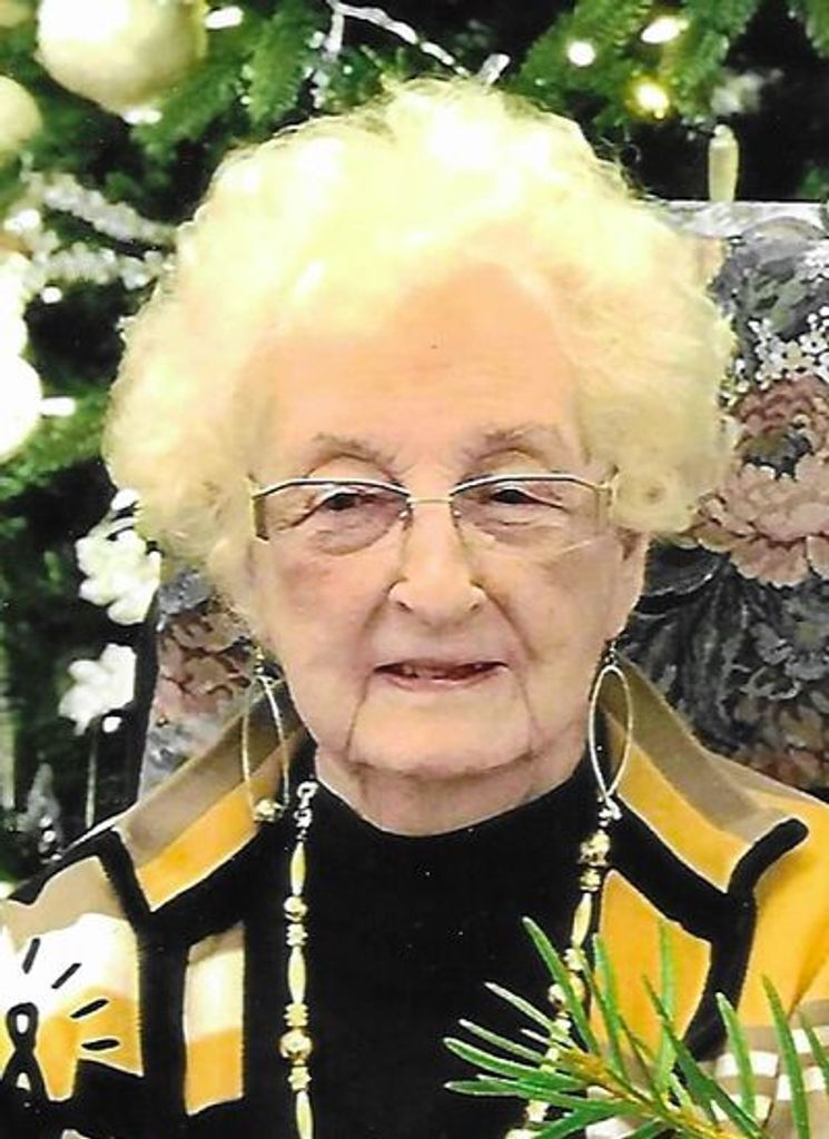 Leona Pearl Breeze Altenbaumer