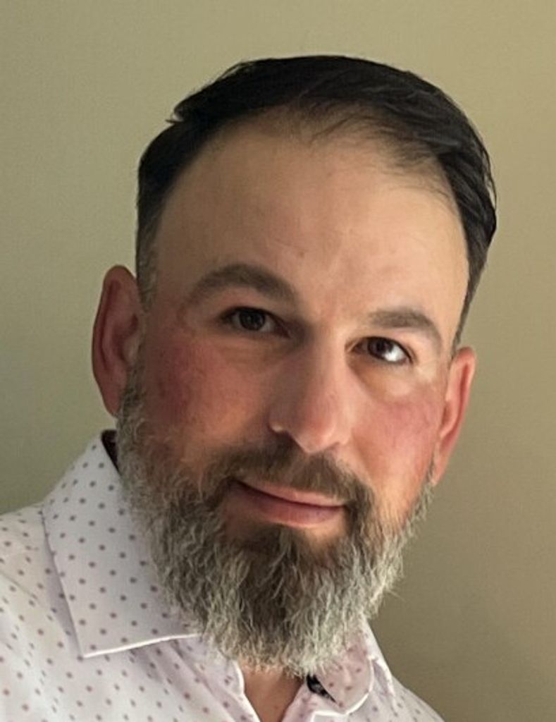 George R. (Jr)  Medeiros