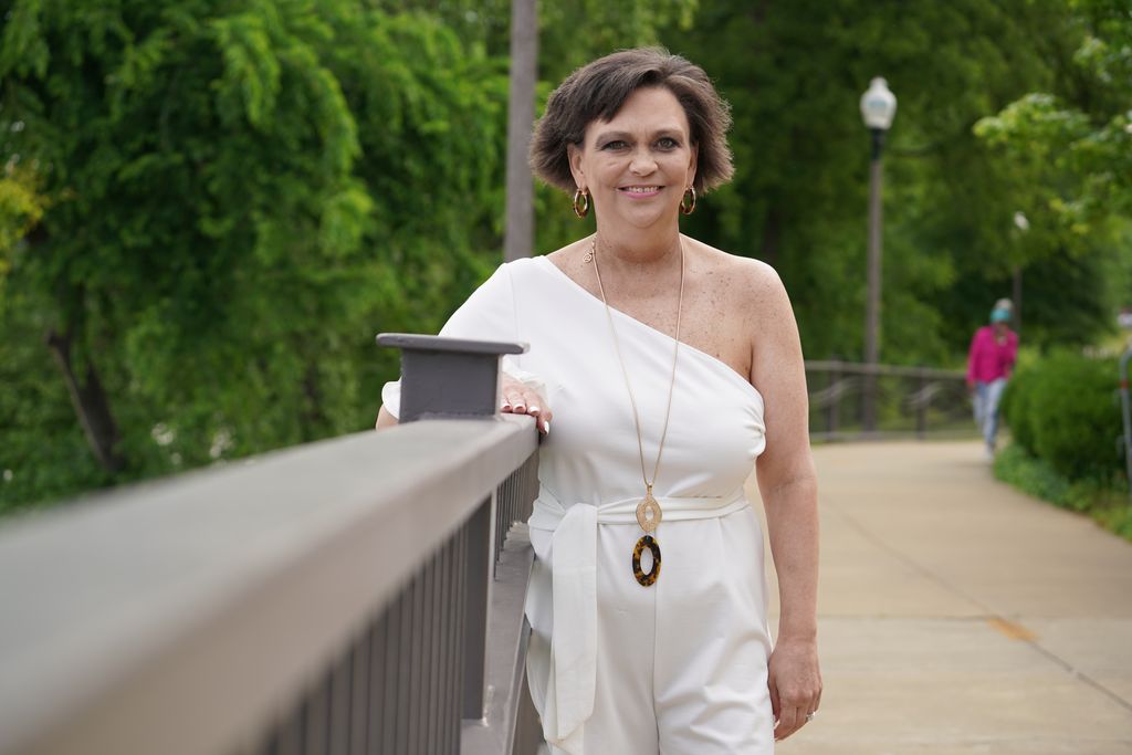 Mrs. Amy Mills