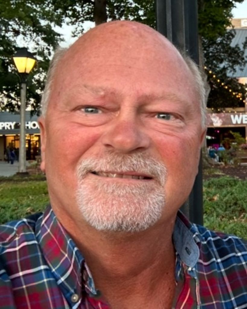 Duwane Russell Ellis Profile Photo