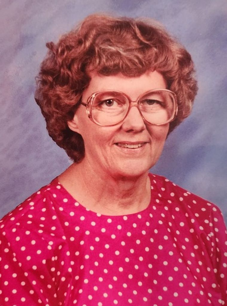 Suzanne Manthe Profile Photo