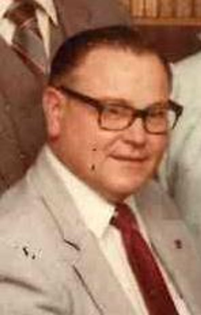 Paul Leslie "Les" Shurgott