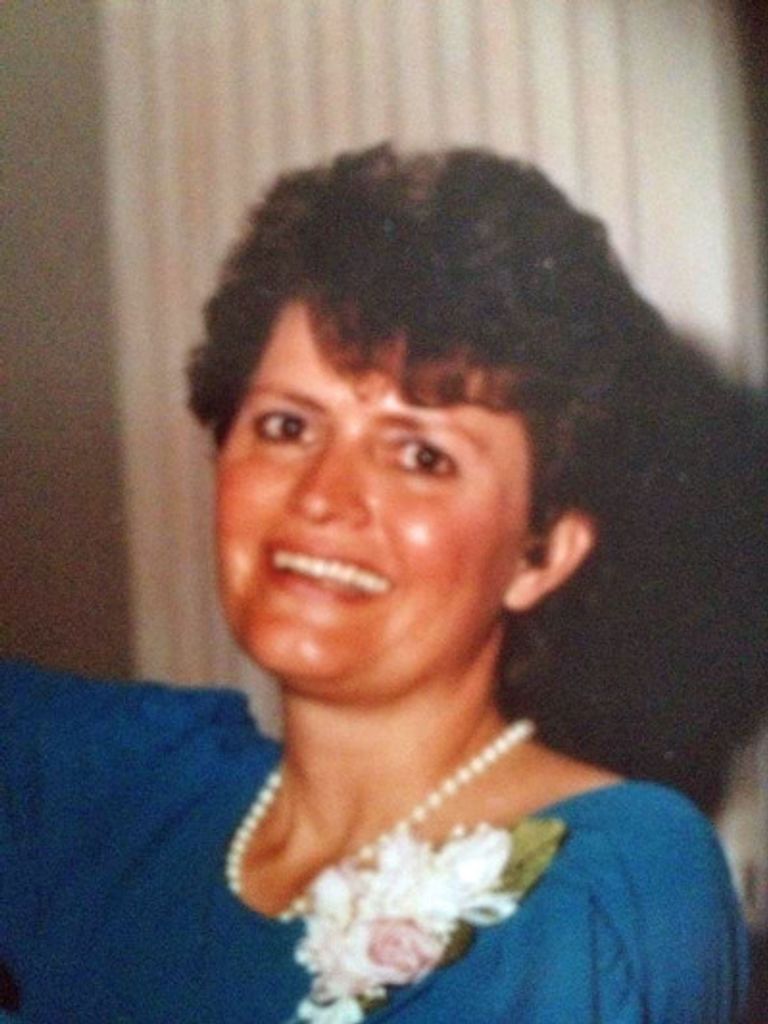 Carol Lynn Gallagher Profile Photo