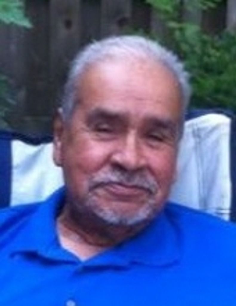 Roberto G. Flores