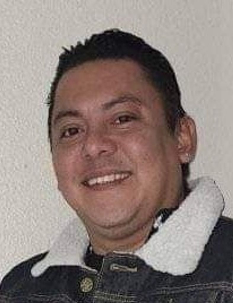 Elvis Antonio Moraga Madrigal Profile Photo