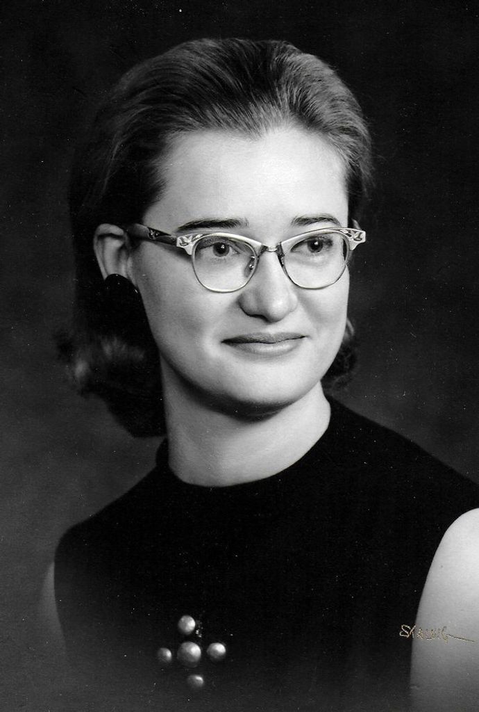 Darlene  Heckenlaible