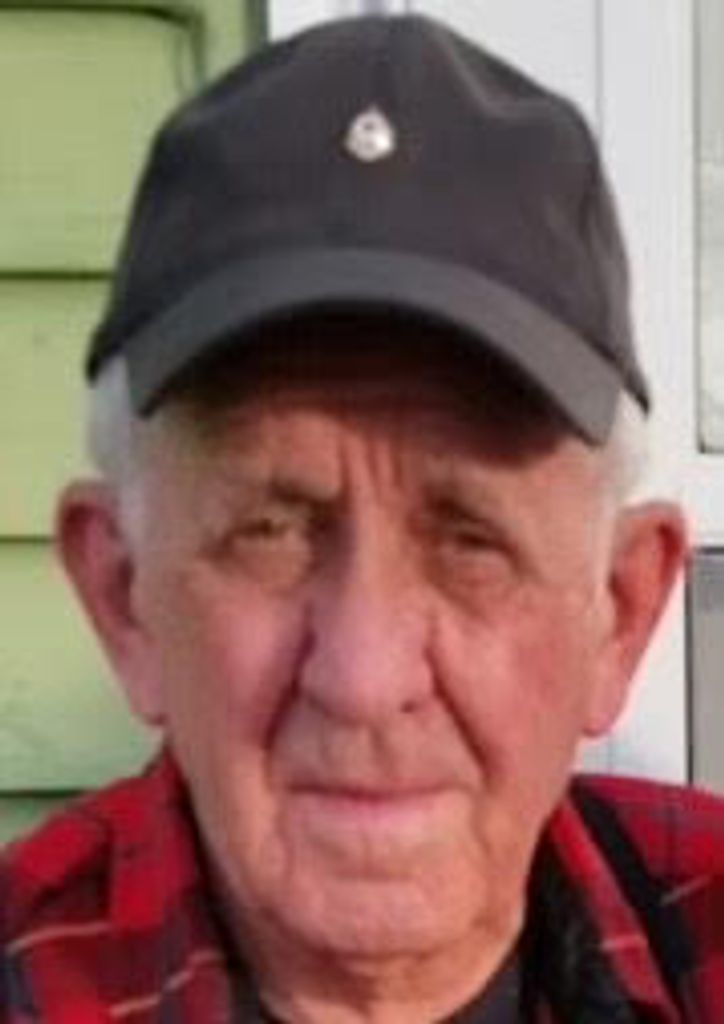 Carroll "Curly" E. Podewitz Profile Photo