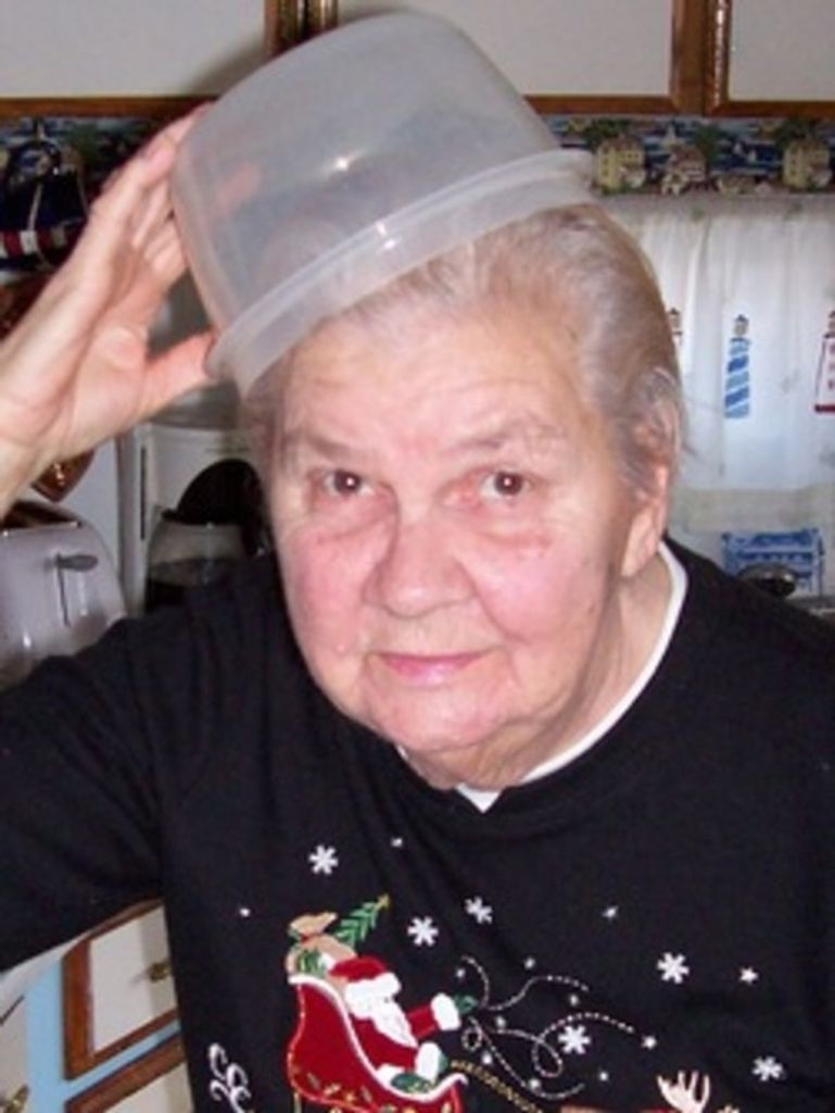 Phyllis M Lawry