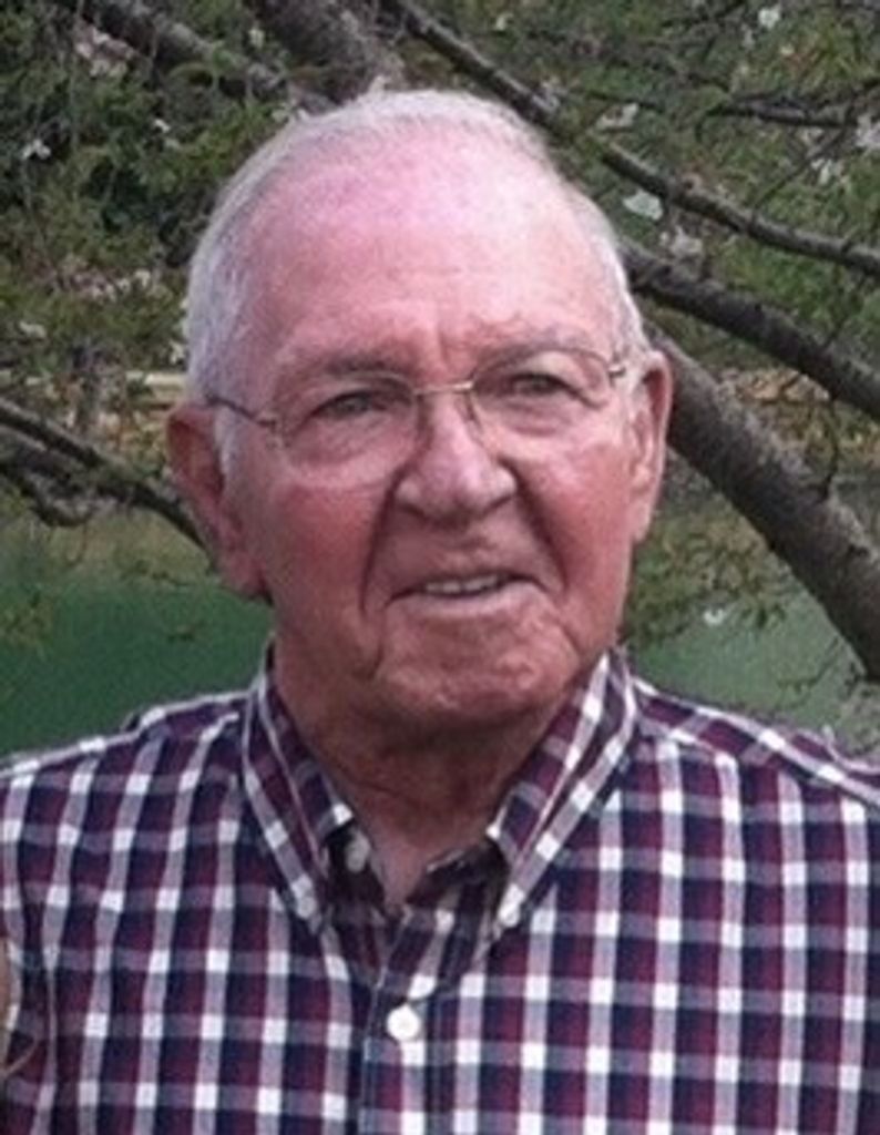 Robert "Bob" Leach