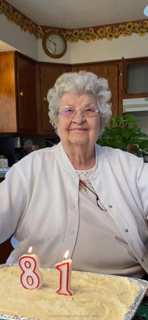 Arlene Lillian Webb Profile Photo