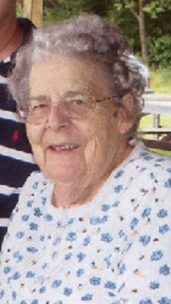 Jeanne R Hetnik