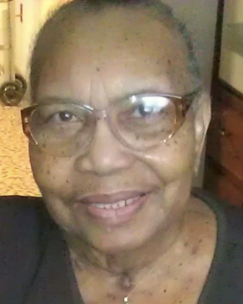 ROSIE L HENRY Profile Photo