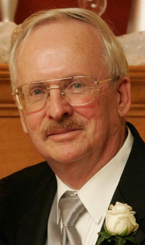 Arthur Rossell Tracy Profile Photo