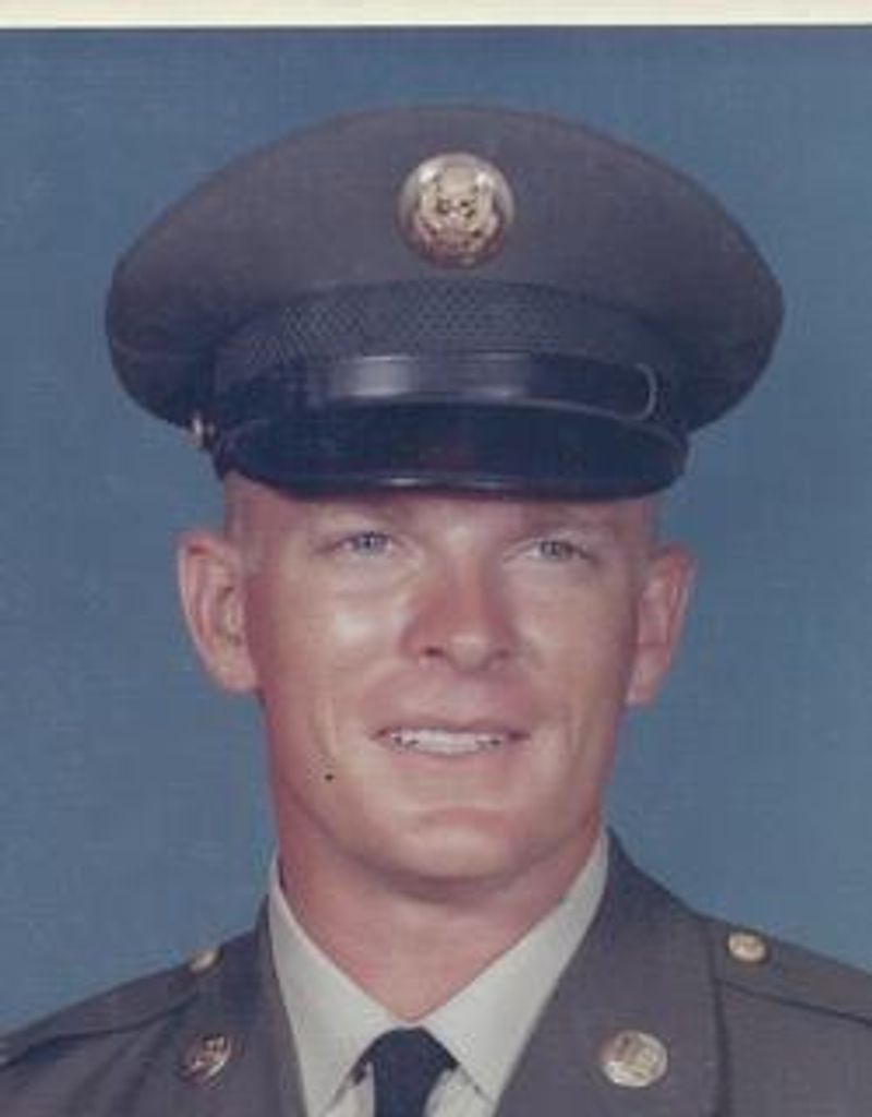 Robert E "Bob" Morgan