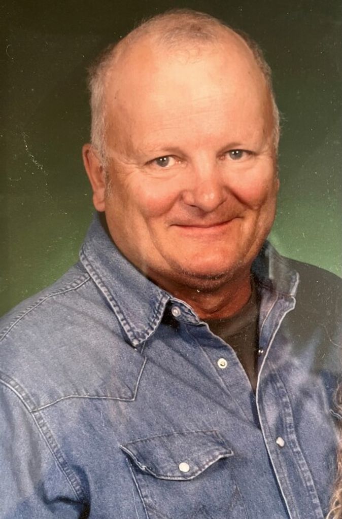 Thomas Macomber Profile Photo