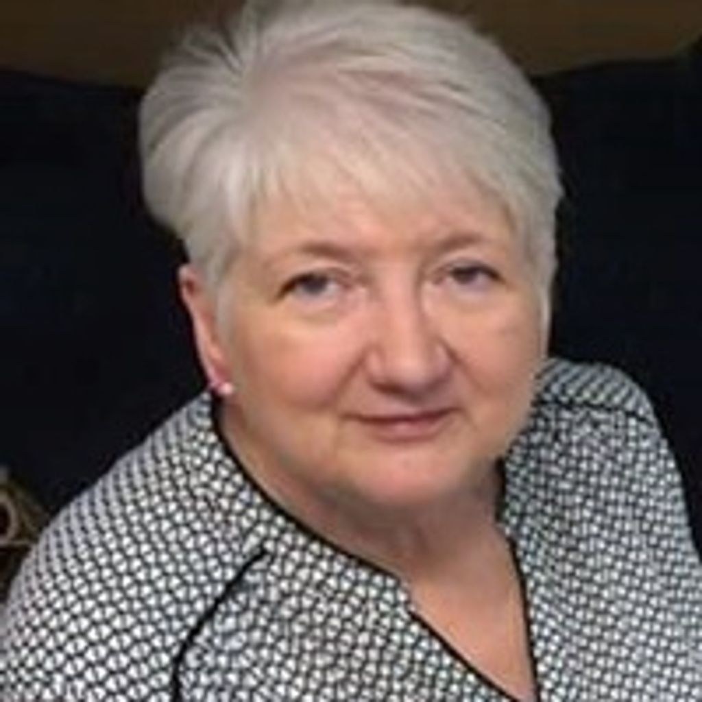 Linda  Deloach Robertson