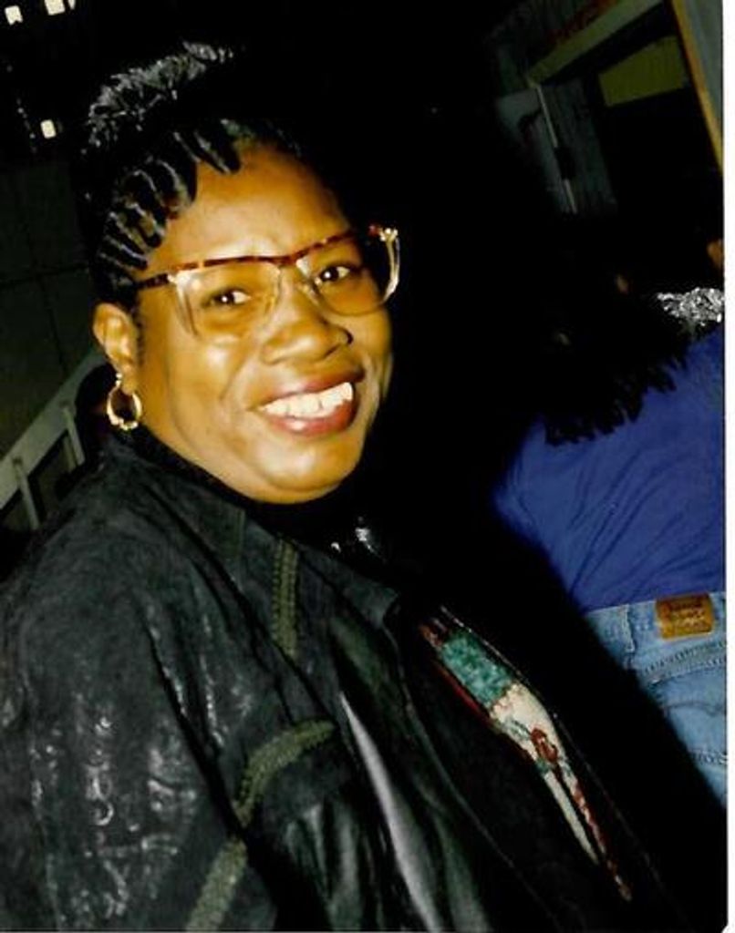 Nadine Manns Profile Photo
