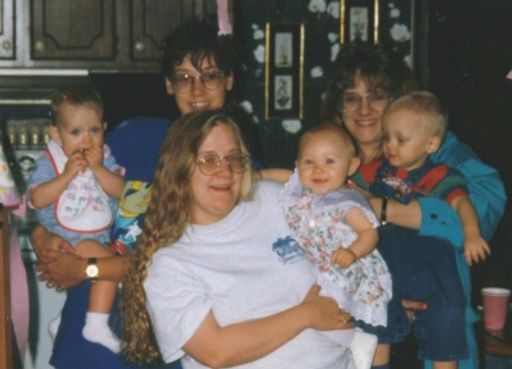 Linda Sue Brandon photo gallery thumbnail 12 of 30