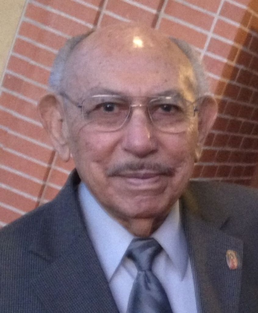 Luis Maria Rosales Profile Photo