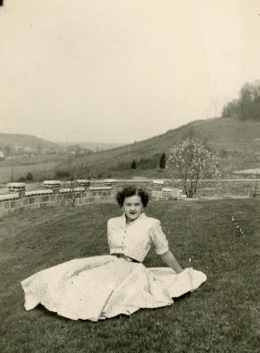 Helen Foy Howard Lawrence photo gallery thumbnail 27 of 46