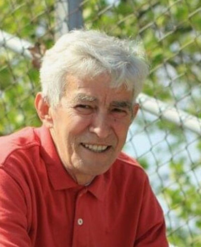 Konstantino "Gus" Lambrakopoulos Profile Photo
