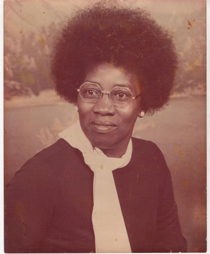 Ms. Lee Ethel "Moot" Hardy