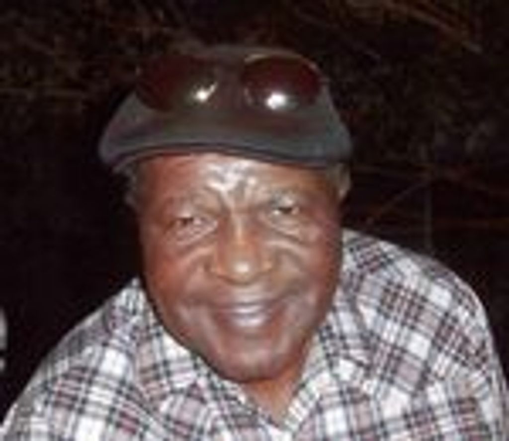 Tree Lenzy Lewis Profile Photo