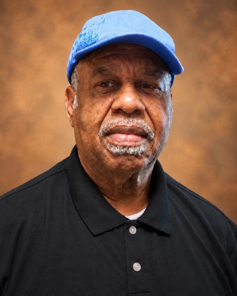 Johnny Lee Hale Profile Photo