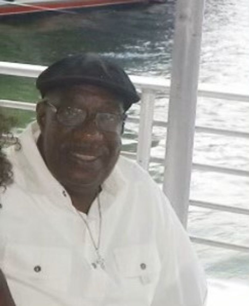 Alexander Flournoy Profile Photo