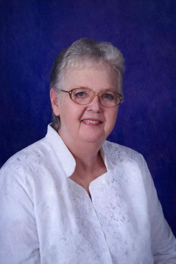 Eva Louise Roberts Profile Photo