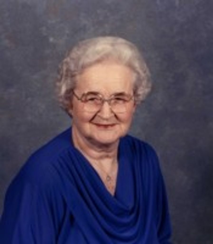 Mrs.  Elsie Naylor Hall, 89