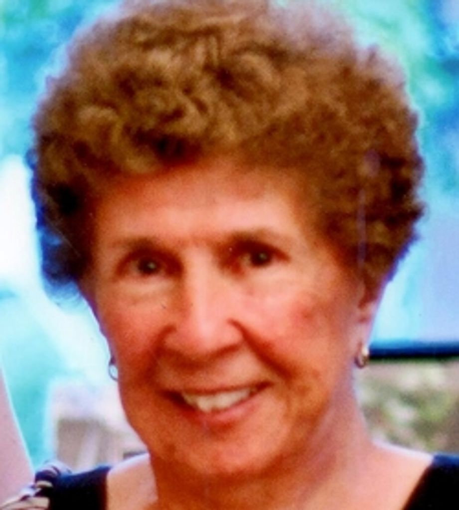 Mary Kavouklis Profile Photo